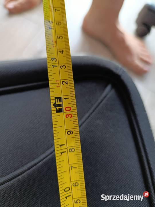 walizka czarna średnia pilna sprzedaż Poznań