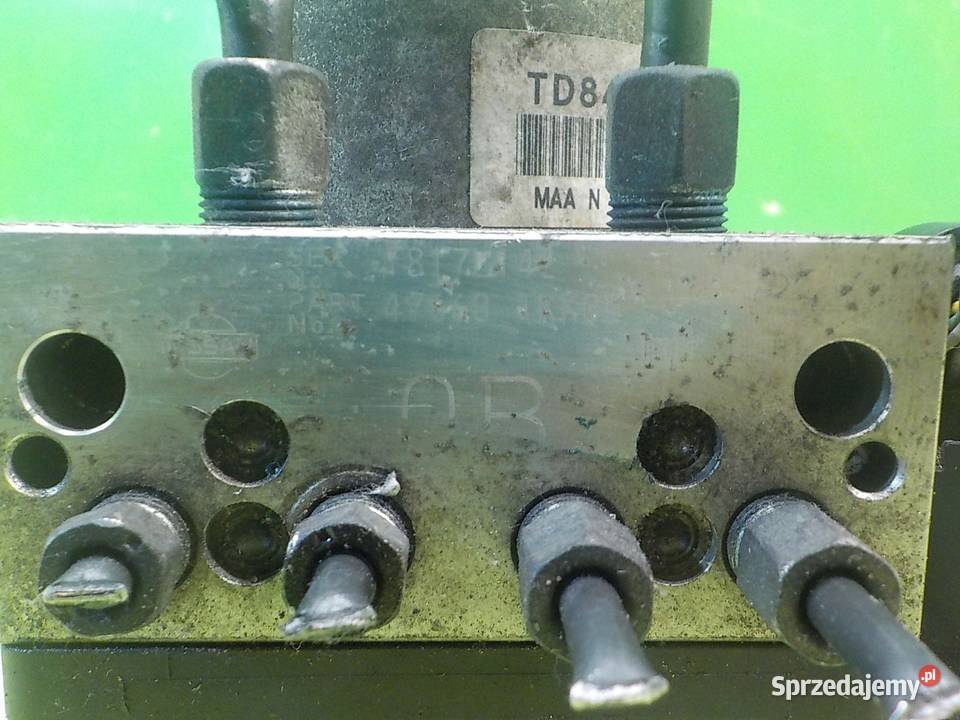 NISSAN JUKE I F15 16 B 11r 5D pompa ABS