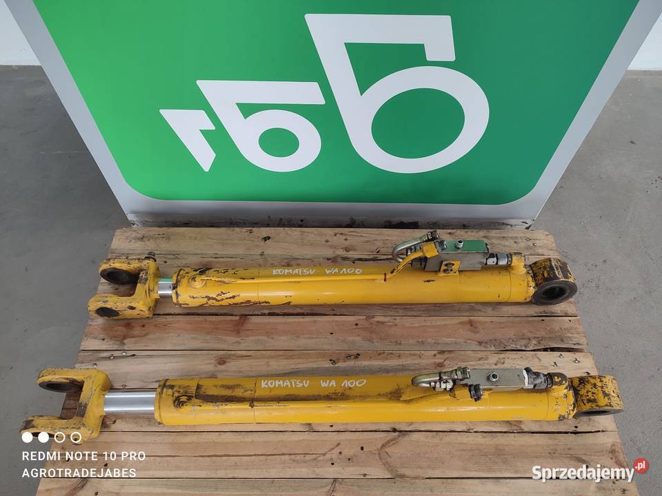Siłownik hydrauliczny poziomowania KOMATSU WA
