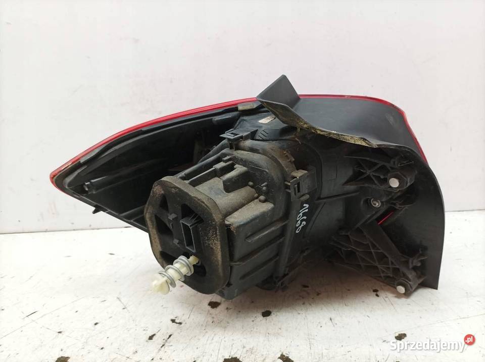 LAMPA TYŁ PRAWA EU 2G0945096B VW Volkswagen Polo świętokrzyskie