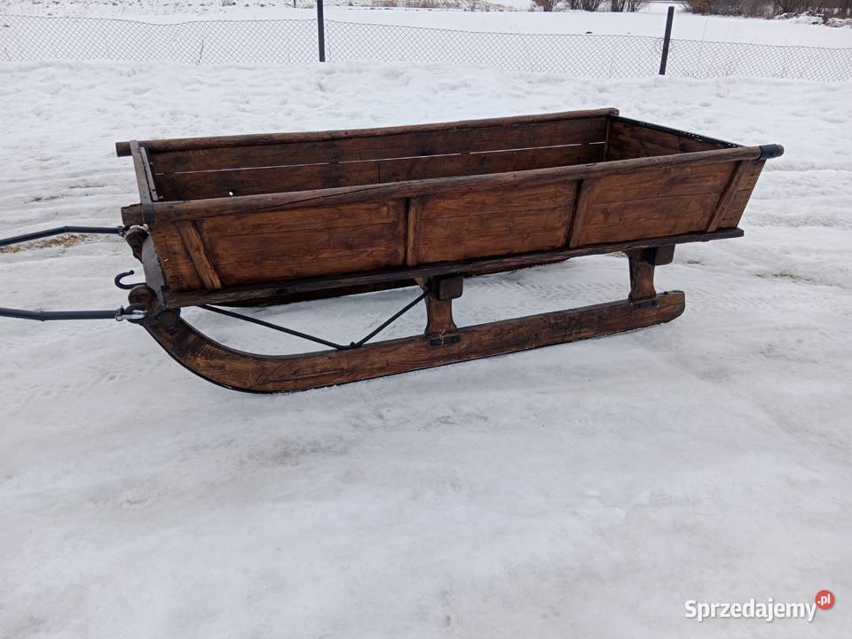 Sanie konne z dyszlem kulowym