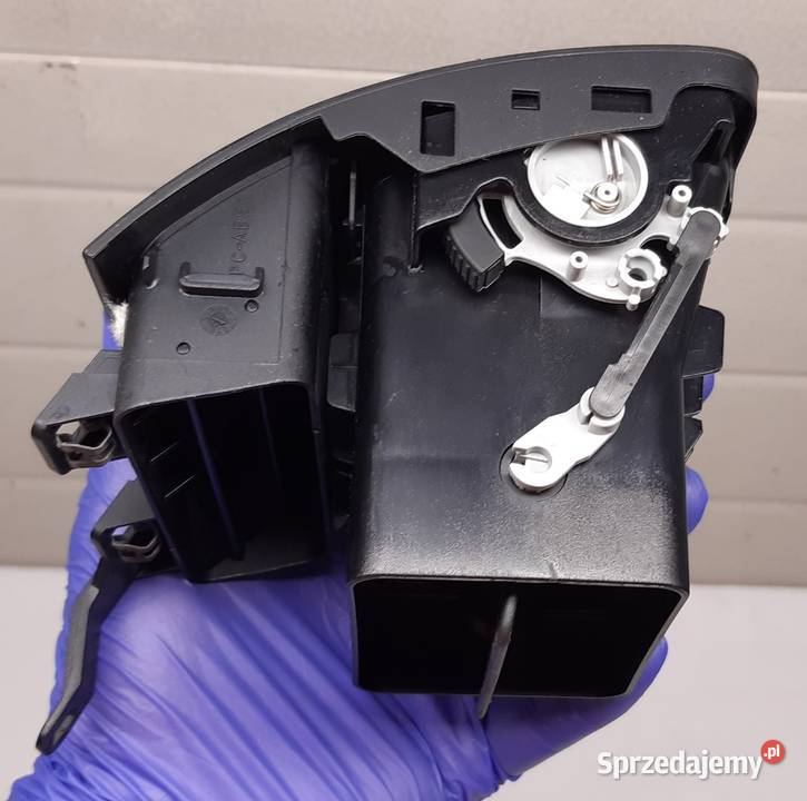 KRATKA NAWIEWU VW TOURAN 1T0819704A Mielęcin