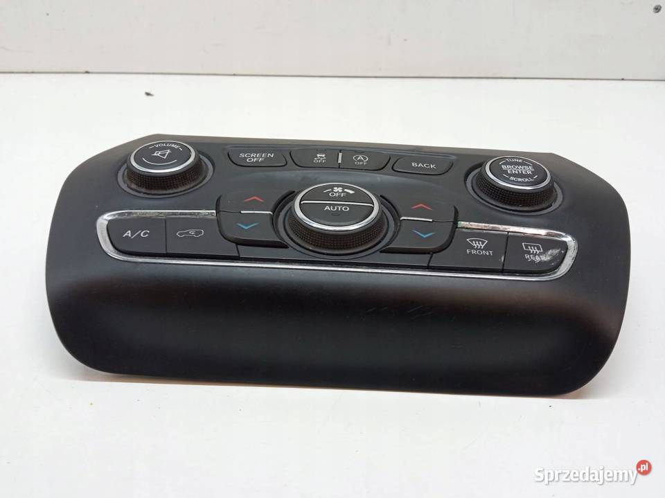 PANEL NAWIEWU 68249515AA Jeep Cherokee V 2014 Rok produkcji 2014