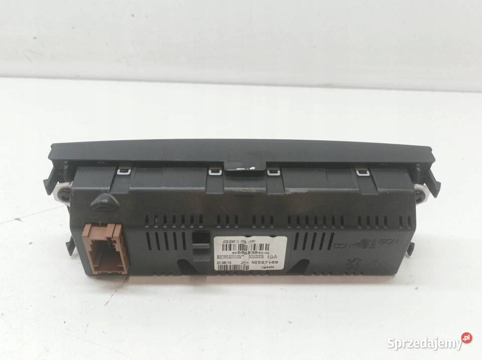 WYŚWIETLACZ 9666483680 Peugeot 3008 I 20092016 sprzedam