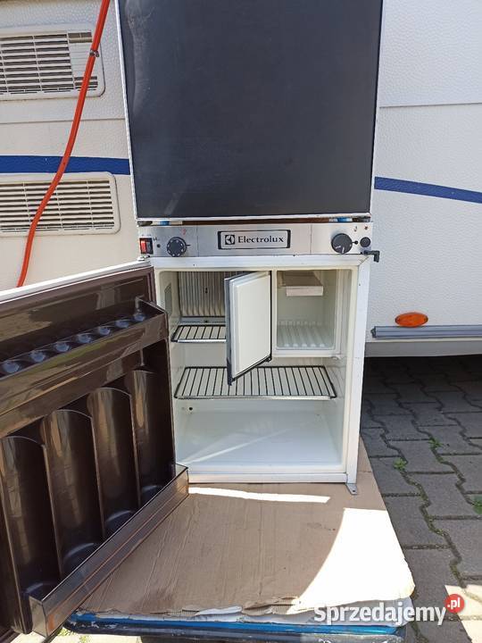 Lodówka do przyczepy kampera 12v 230W gaz sprzedam