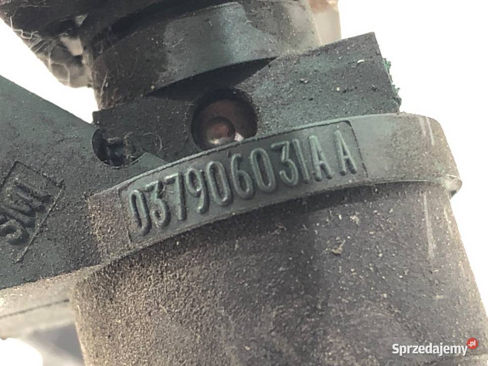 LISTWA WTRYSKOWA SEAT LEON I 037906031AA 16 100 Listwy wtryskowe