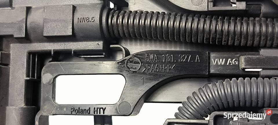 PRZEWÓD ADBLUE SKODA KAROQ FACELIFTING 5Q0131960 Pozostałe Lipno