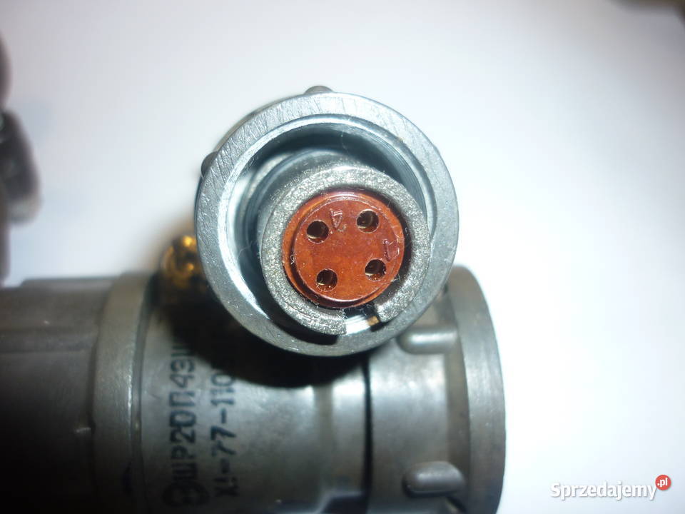 Wojskowe wtyczki i złącza Dębica