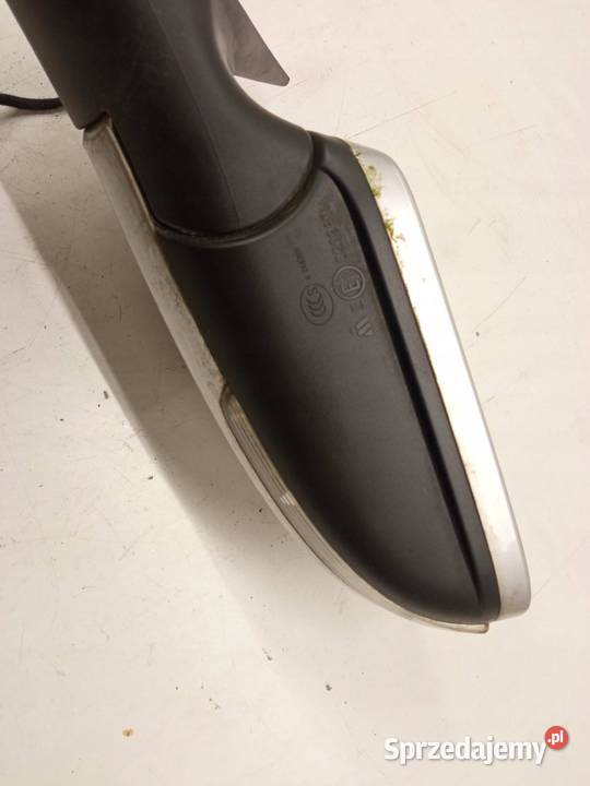 LUSTERKO PRAWE 6PIN EUROPA LIFT Skoda Octavia II