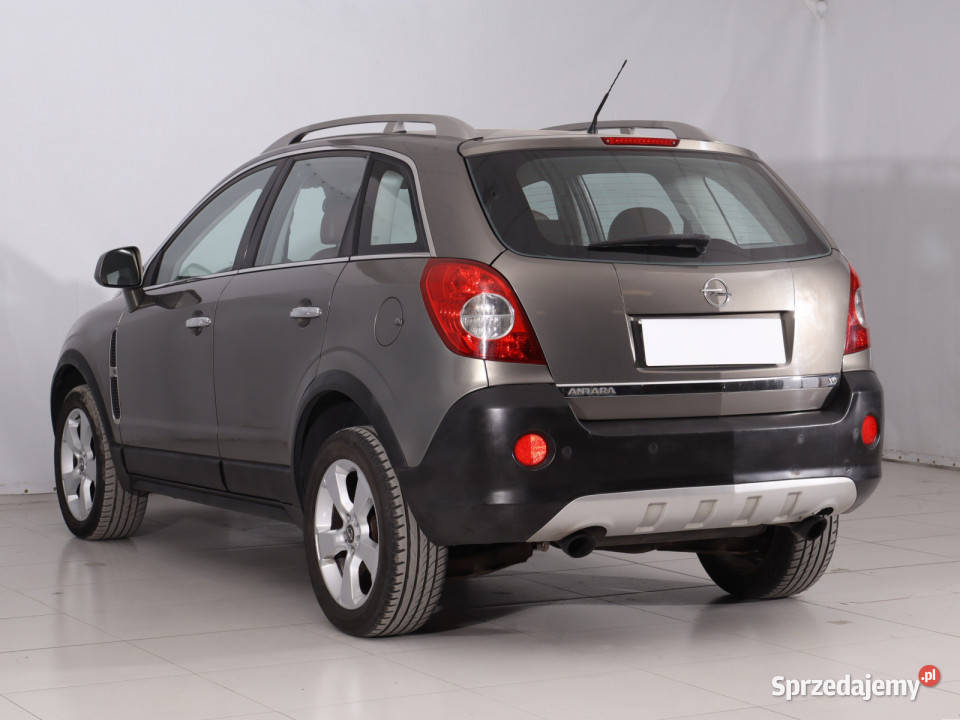Opel Antara 32 V6 klimatyzacja