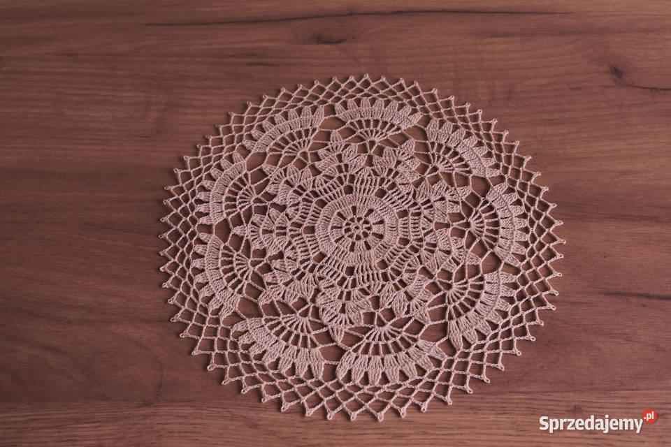 serwetki szydełkowe sprzedam