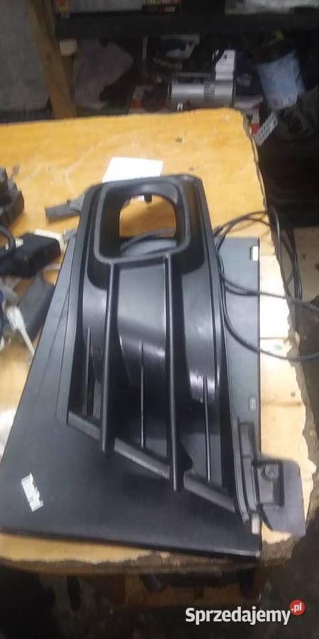 Renault CAPTUR LIFT Kratka atrapa halogena osobowe Lubin