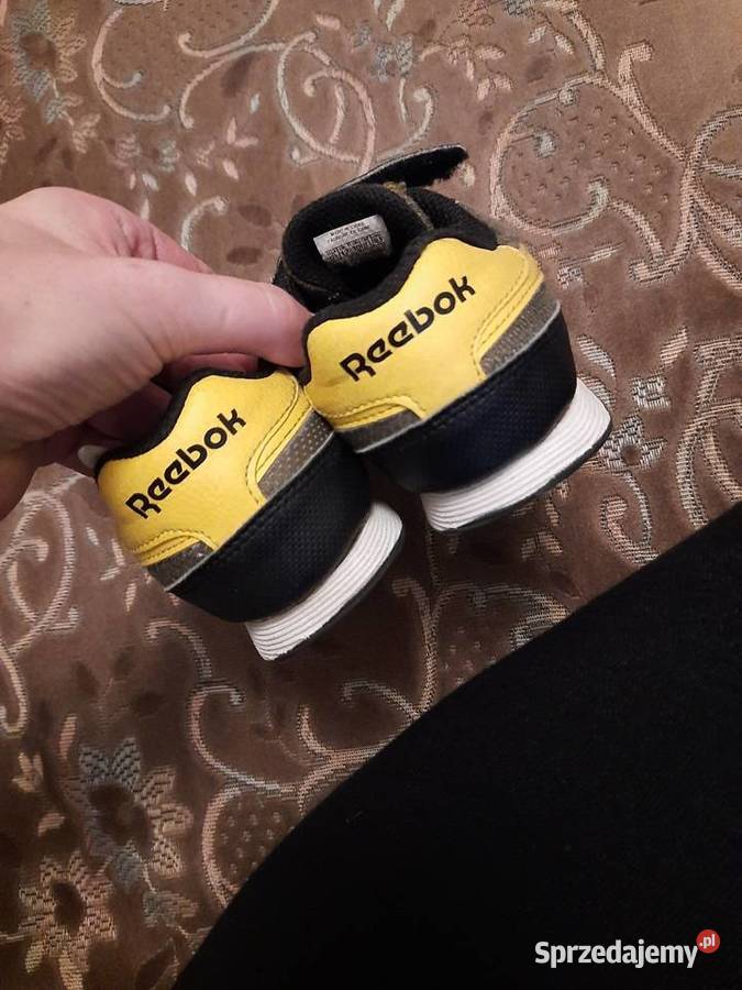 Buty nike 27 reebok 30 lubelskie Pogonów