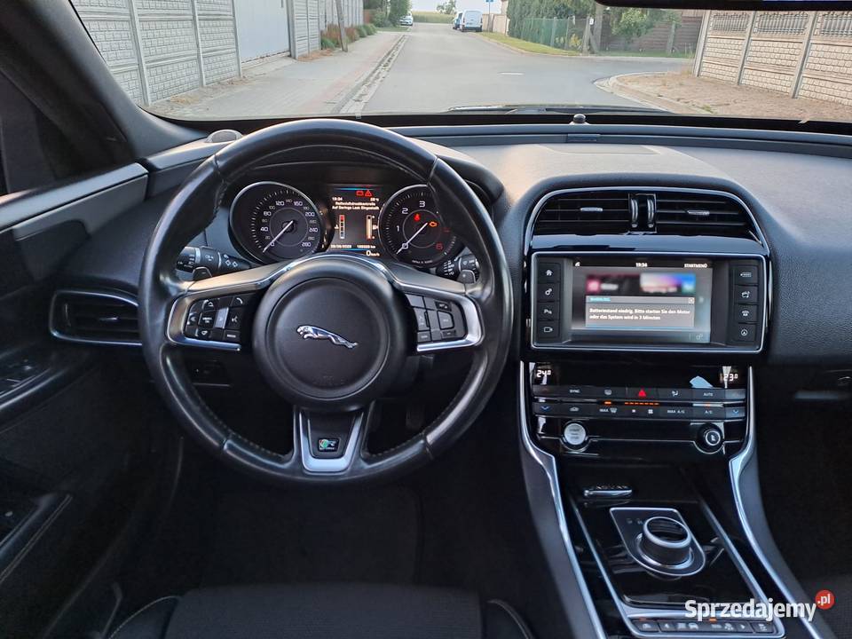 Jaguar Xe RSPORT Piękny zadbany z Niemiec Samochody osobowe Pleszówka