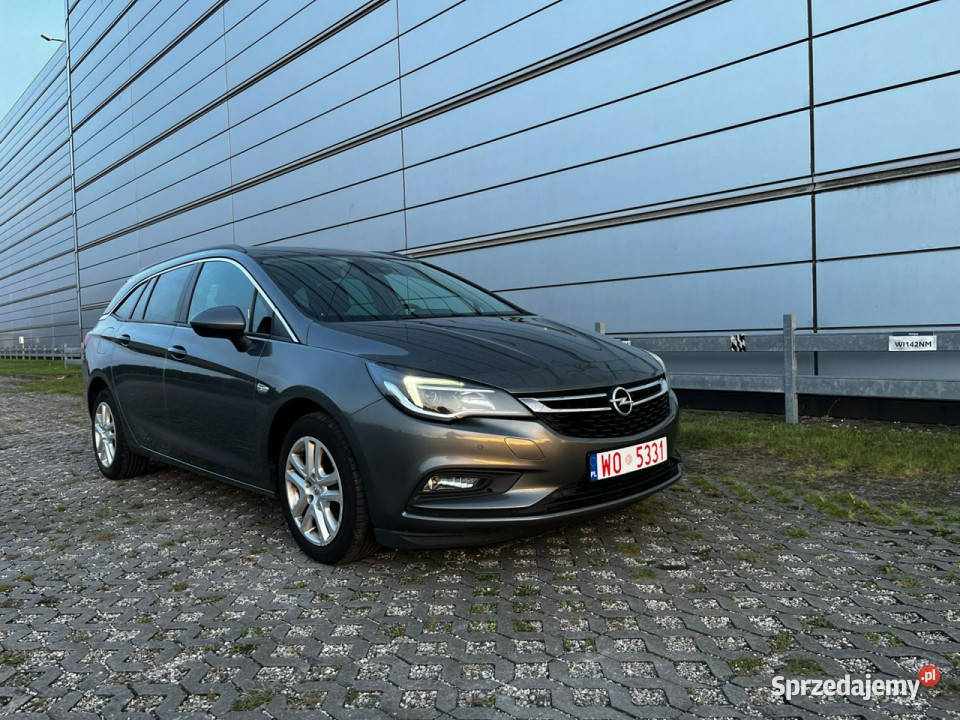 Opel Astra 10 Turbo bezwypadkowy FVAT centralny zamek Rozalin