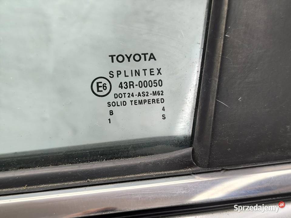 DRZWI LEWY PRZÓD KOMPLETNE TOYOTA AVENSIS II T25 osobowe