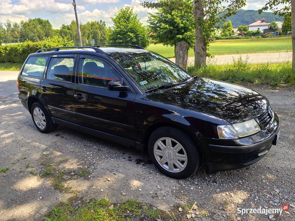 VW Passat B5 Kombi 18 125 Gaz Hak Klimatyzacja Passat Brzozów