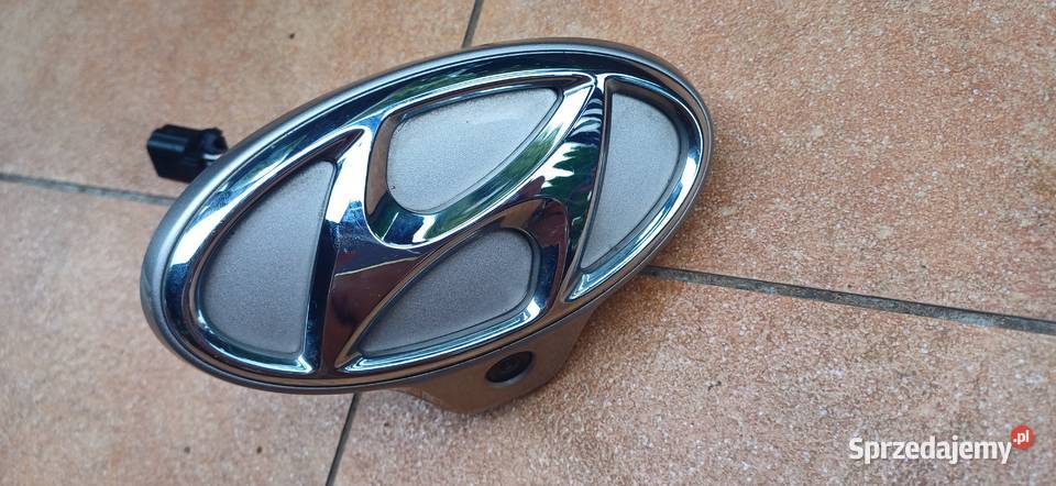 Emblemat tył z kamera Hyundai i30 hatchback Buk