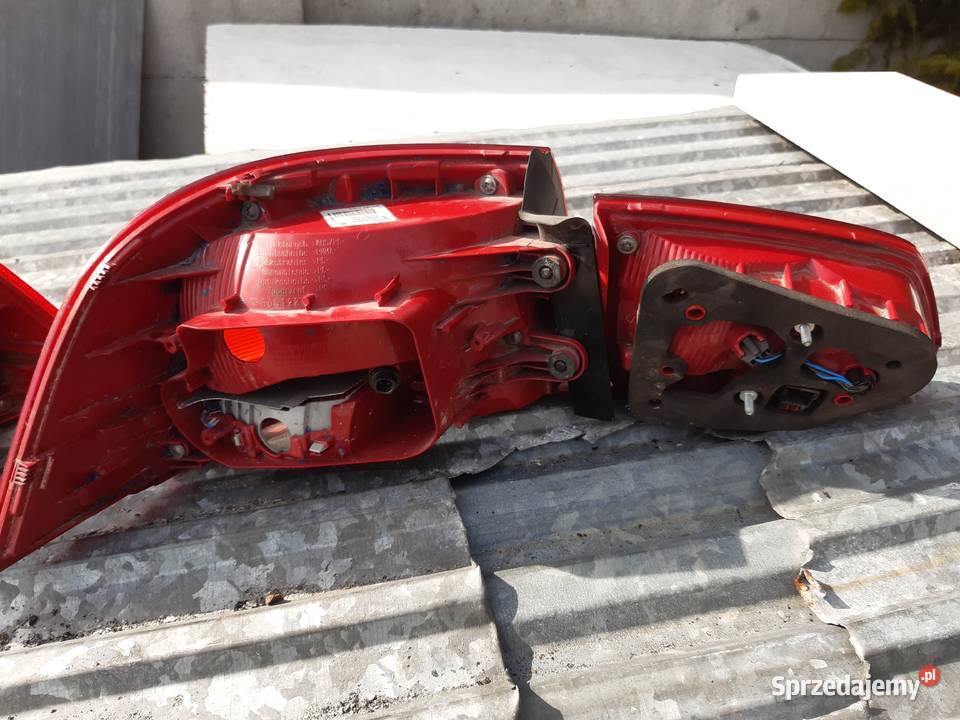 Lampy prawy tył VW PASSAT b7 kombi osobowe Kraków