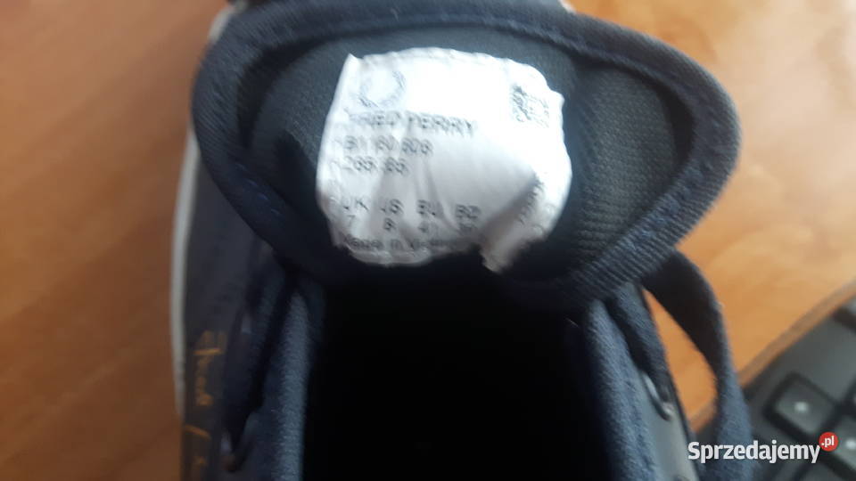Buty sportowe Fred Perry rozmiar 40 Sportowe Ostrowiec Świętokrzyski sprzedam