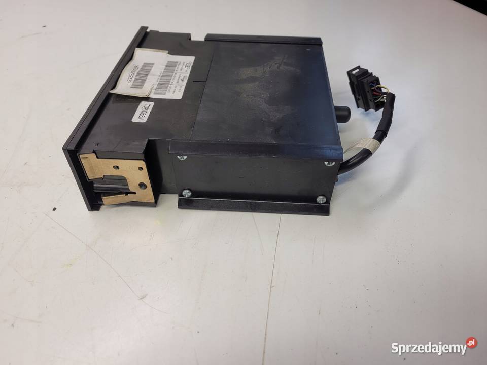 INTERFACE MULTIMEDIALNY AUDI A4 A3 TT 8E0857925E osobowe sprzedam