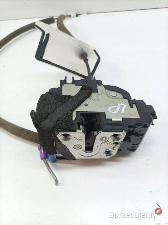ZAMEK DRZWI LEWY PRZÓD Infiniti Q50 I 2013