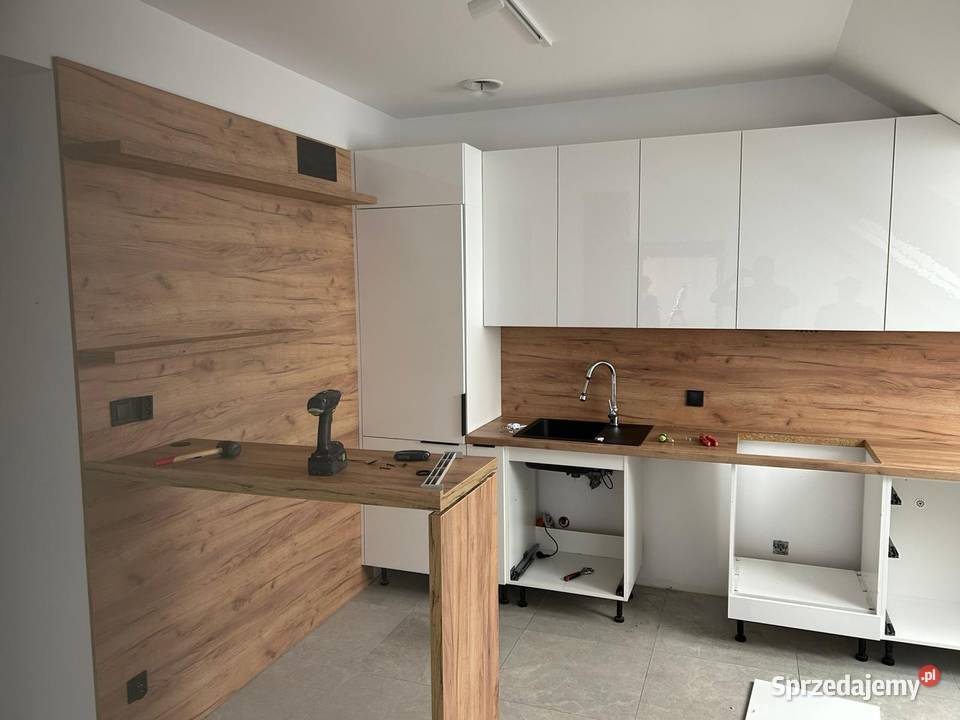 Meble kuchenne szafa z siedziskiem Borkowo