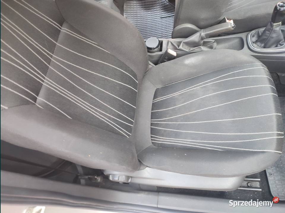 Opel Corsa d fotele kanapa kpl 3d osobowe Radom