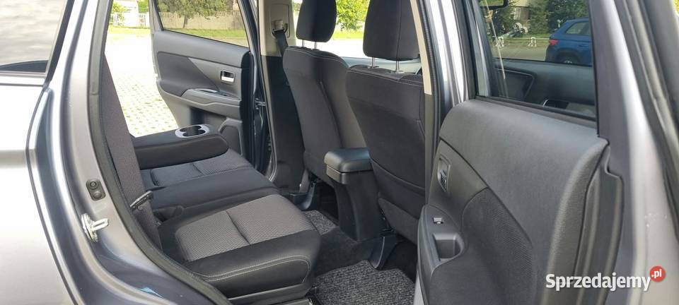 22 DiD 7osobowy BEZWYPADKOWY Outlander Motoryzacja zachodniopomorskie Szczecin