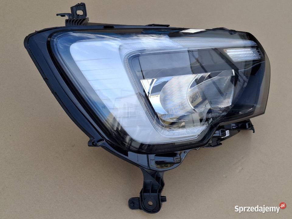RENAULT MASTER 4 IV REFLEKTOR PRAWY LAMPA PRAWA dostawcze Kargowa