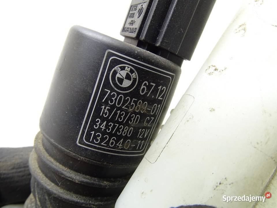 ZBIORNIK ZBIORNICZEK PŁYNU SPRYSKIWACZY BMW F30