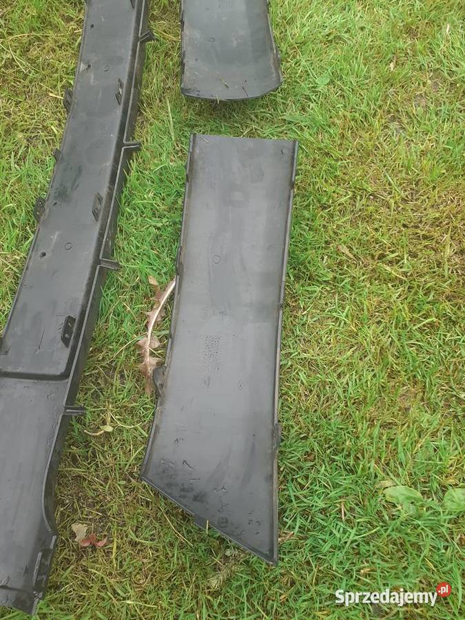 Listwy na zderzak przód Renault clio 2 sprzedam