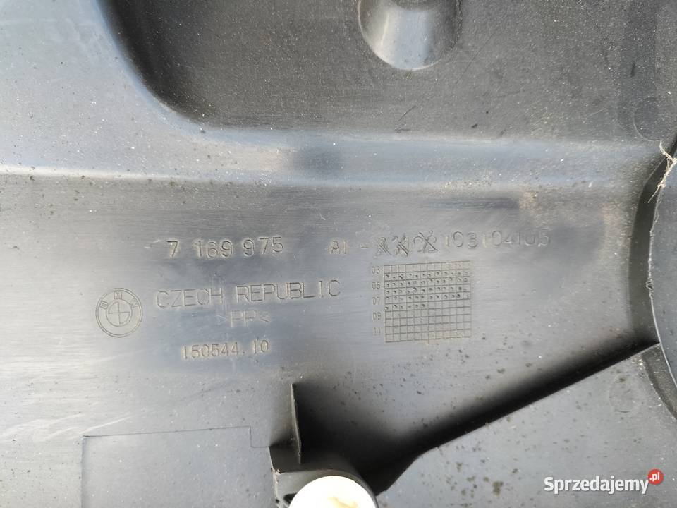 BMW E87 OSŁONA TAPICERKA TYLNEJ KLAPY BAGAŻNIKA osobowe