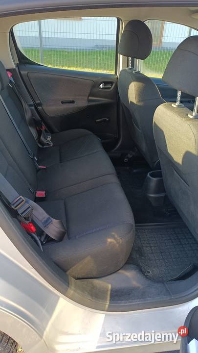 Peugeot 207 16 Hdi srebrny Wymieniony rozrząd małopolskie Tarnów