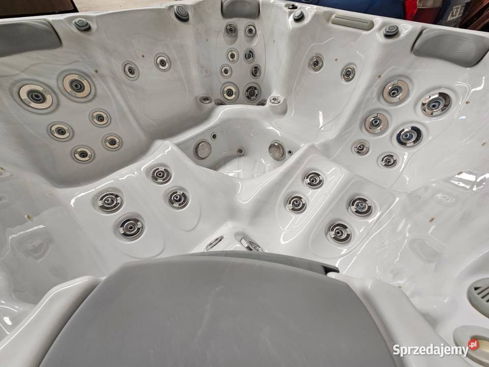 Jacuzzi Wellis Palermo 5 osób stan Jacuzzi Przemyśl