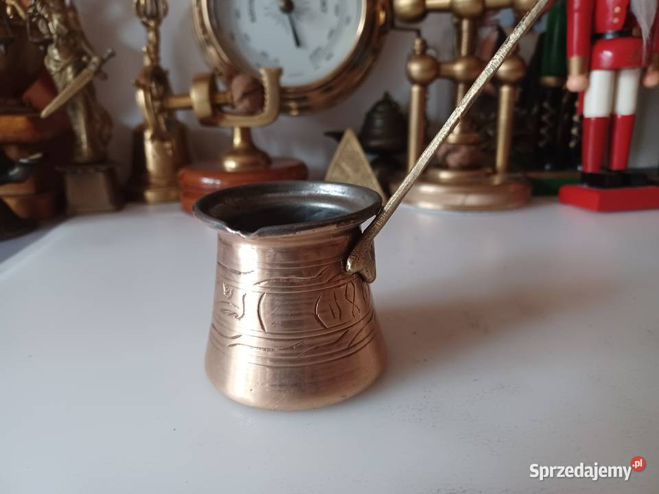 Mosiężny piękny tygiel Kolekcja Poznań