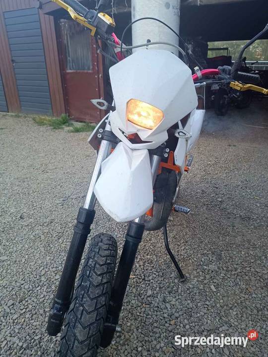 Motorower peugot xp6 zarejestrowany Krosno sprzedam