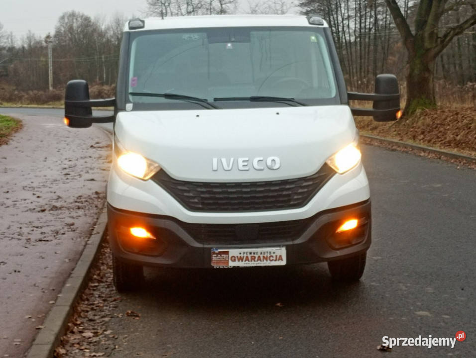 Iveco Daily 35S14 najazd pomoc drogowa centralny zamek Chełm Śląski