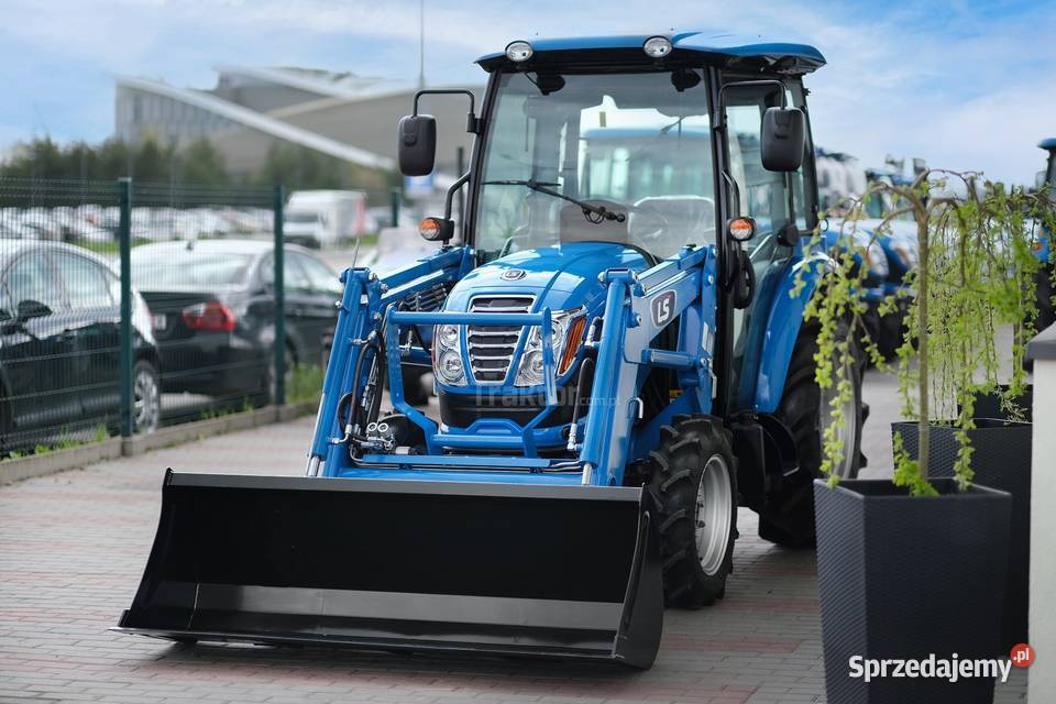 LS Tractor MT340 HST 4x4 40 CAB ładowacz czołowy Tajęcina