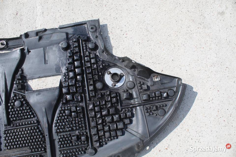 PŁYTA OSŁONA SILNIKA AUDI A4 B6 8E0863823S osobowe