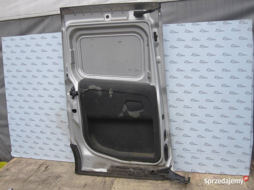 OPEL COMBO D 16r drzwi boczne lewe przesuwne osobowe