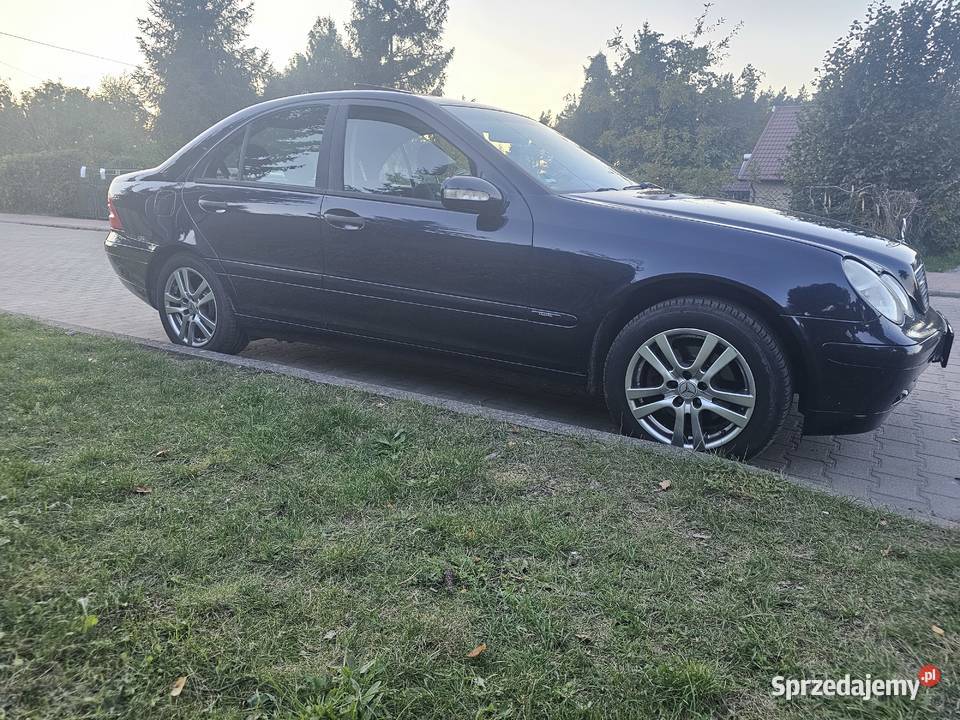 Mercedes C200 W 203 KOMPRESOR super stan Rok produkcji 2001 Brodnica