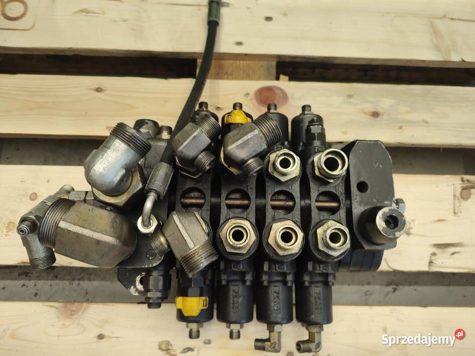 Rozdzielacz hydrauliczny Manitou MLT 730 Pozostałe wielkopolskie sprzedam