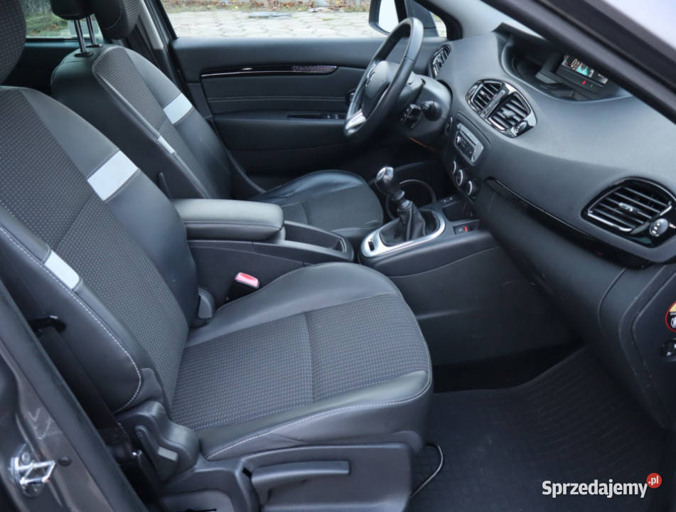 Renault Scenic 12 TCe Łódź