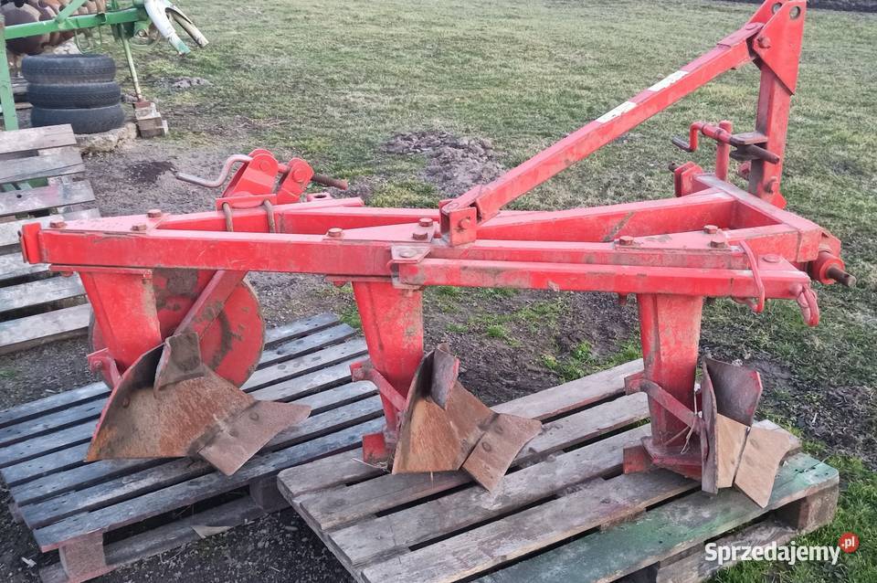 Pług 3 skibowy średni Pługi Przeworsk sprzedam
