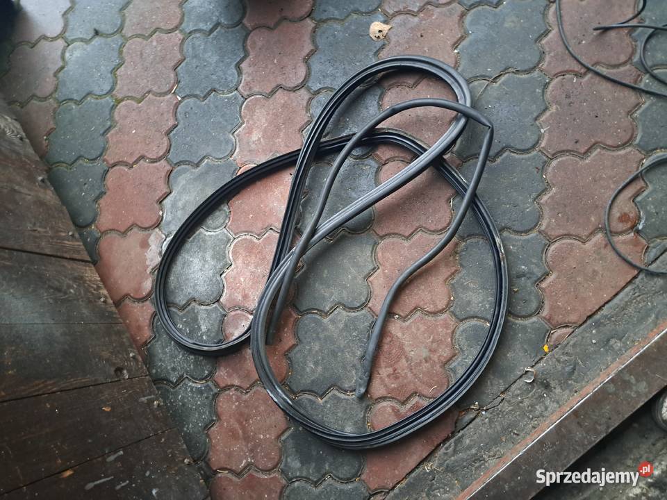 Toyota corolla verso II uszczelka klapy tyl osobowe Uszczelki małopolskie Tarnów