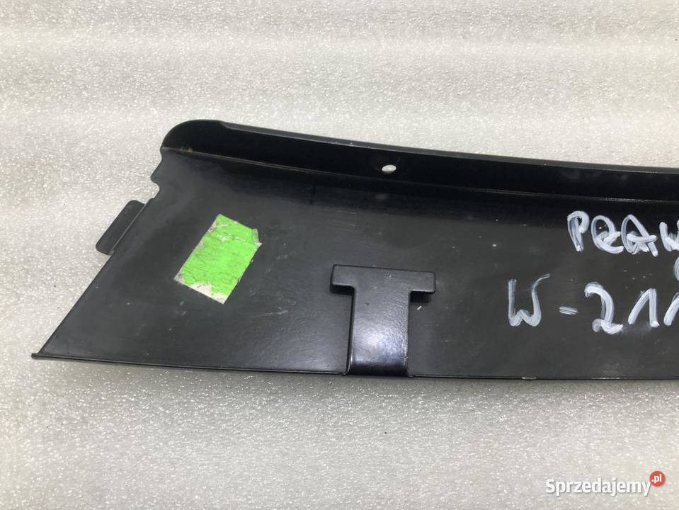 LISTWA DRZWI PRAWY TYŁ KOMBI MERCEDES W211 osobowe sprzedam
