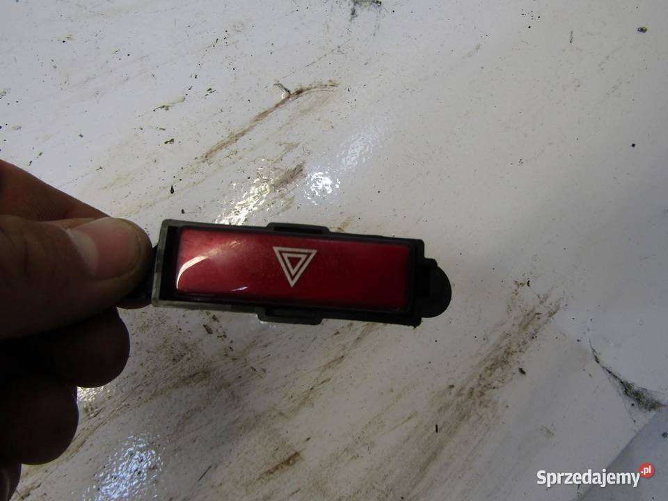 PRZEŁĄCZNIK ŚWIATEŁ AWARYJNYCH PRZERYWACZ HONDA