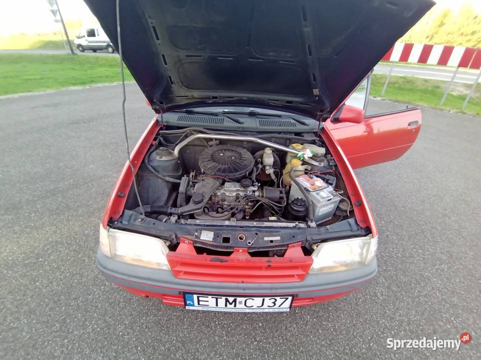 Opel Kadett Bertonne cabrio youngtimer Tomaszów Mazowiecki