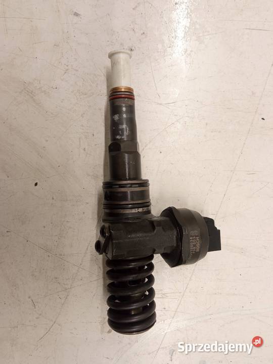 POMPOWTRYSKIWACZ 038130073AK 0414720038 19 TDI